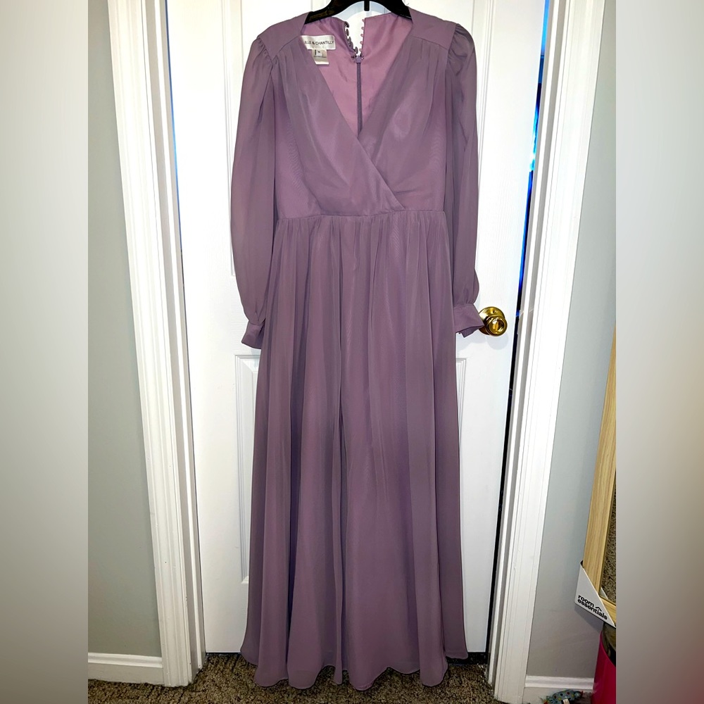 Tulle & Chantilly. Purple Bridesmaid dress. Size 10